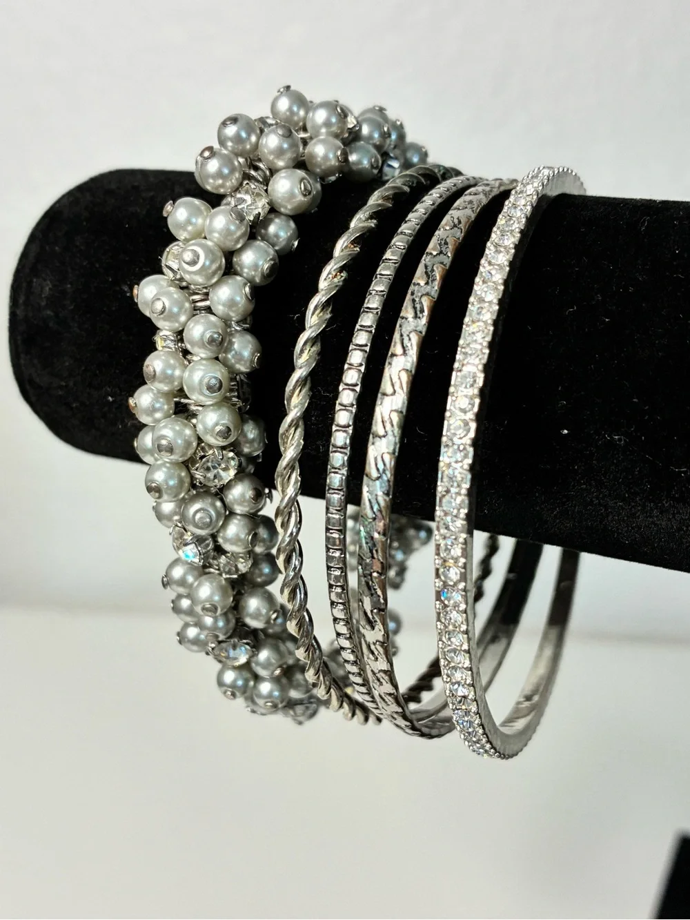 Silver Pearl & Crystal Stretch Bracelet with Stackable Bangle Set Lot of 5